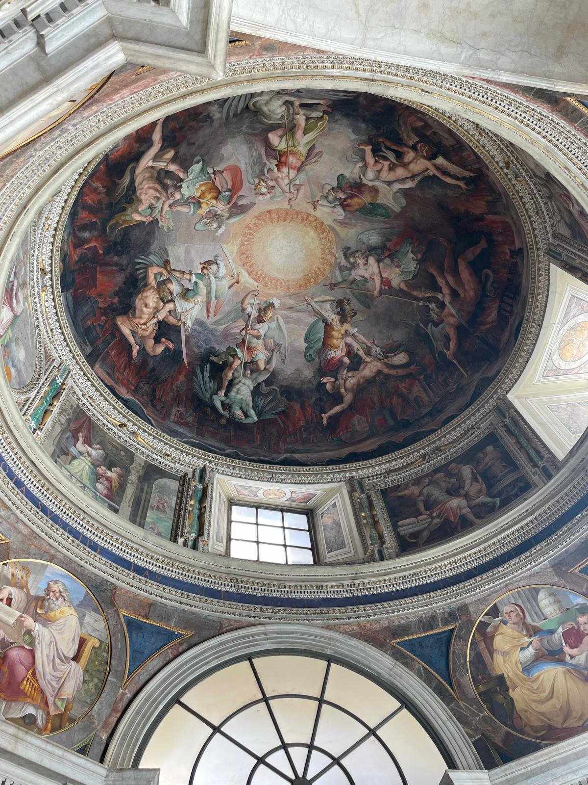 Fresque plafond musées du Vatican