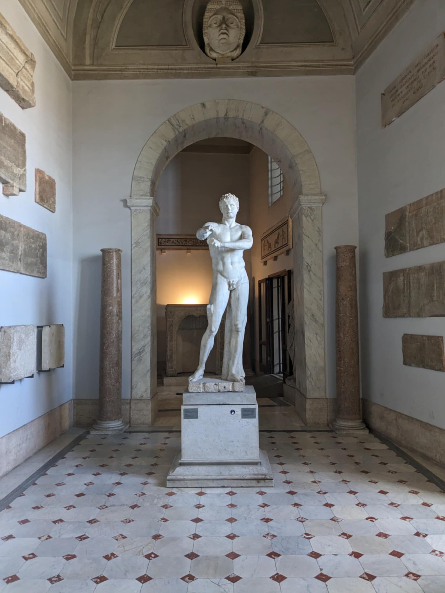 Statue d'Apoxyomène, musée Pio-Clementino