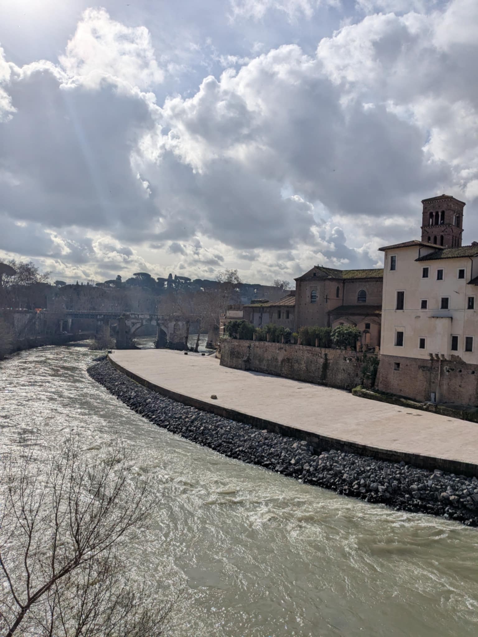 Île Tibérine Rome avant