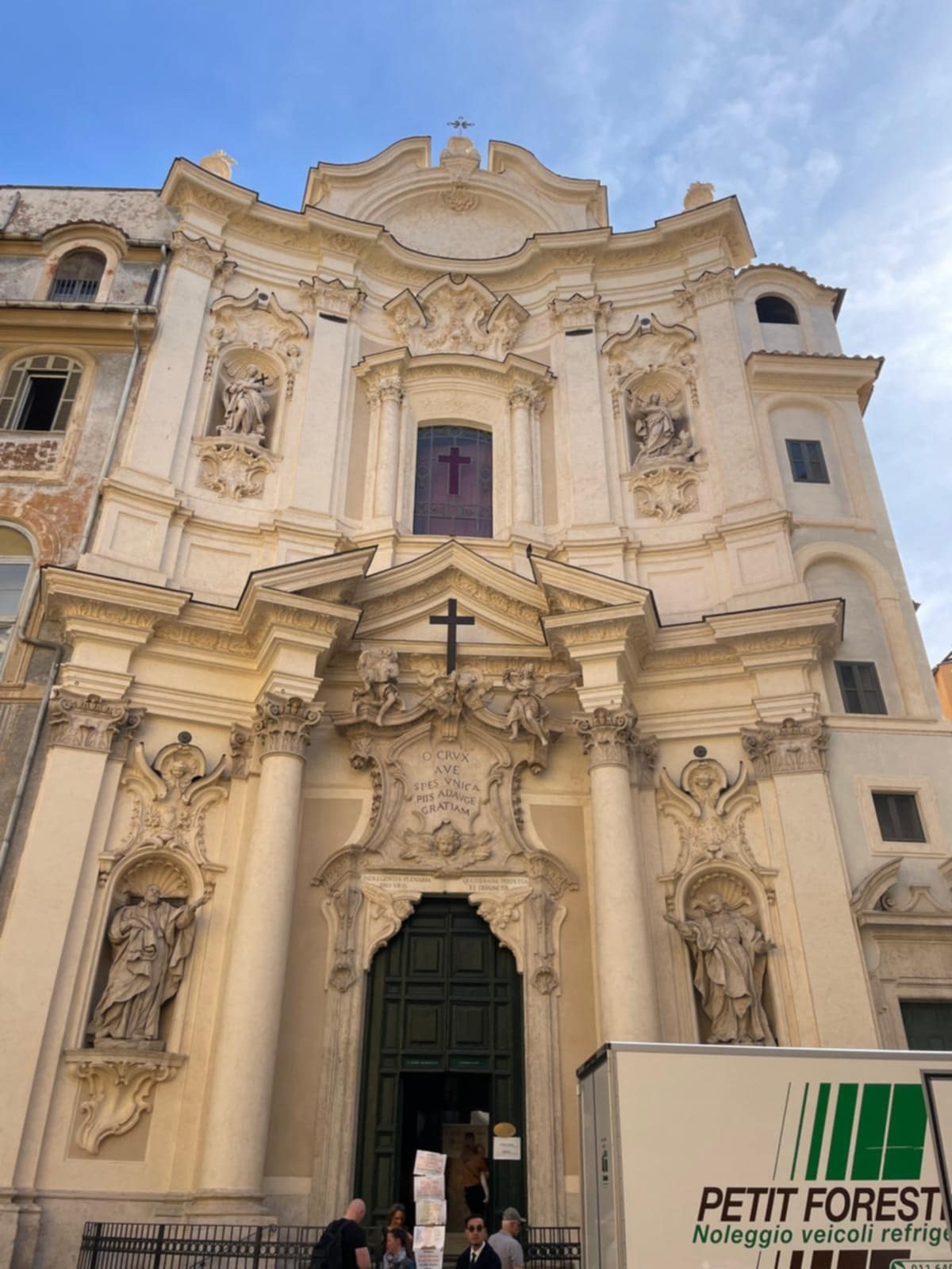 Façade de l'église Sainte Marie Madeleine
