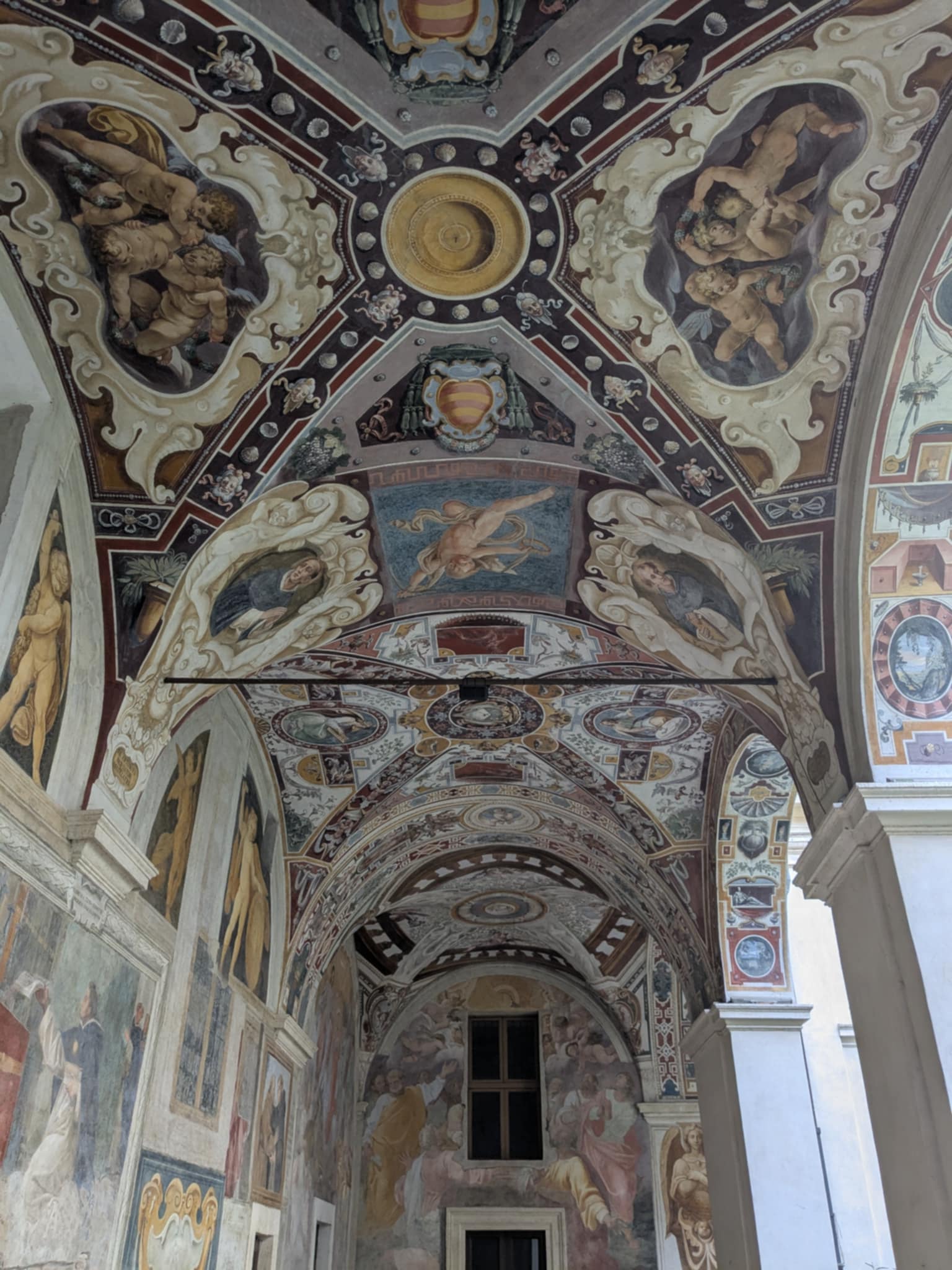 Fresque au plafond du cloître de l'église de Santa Maria Sopra Minerva