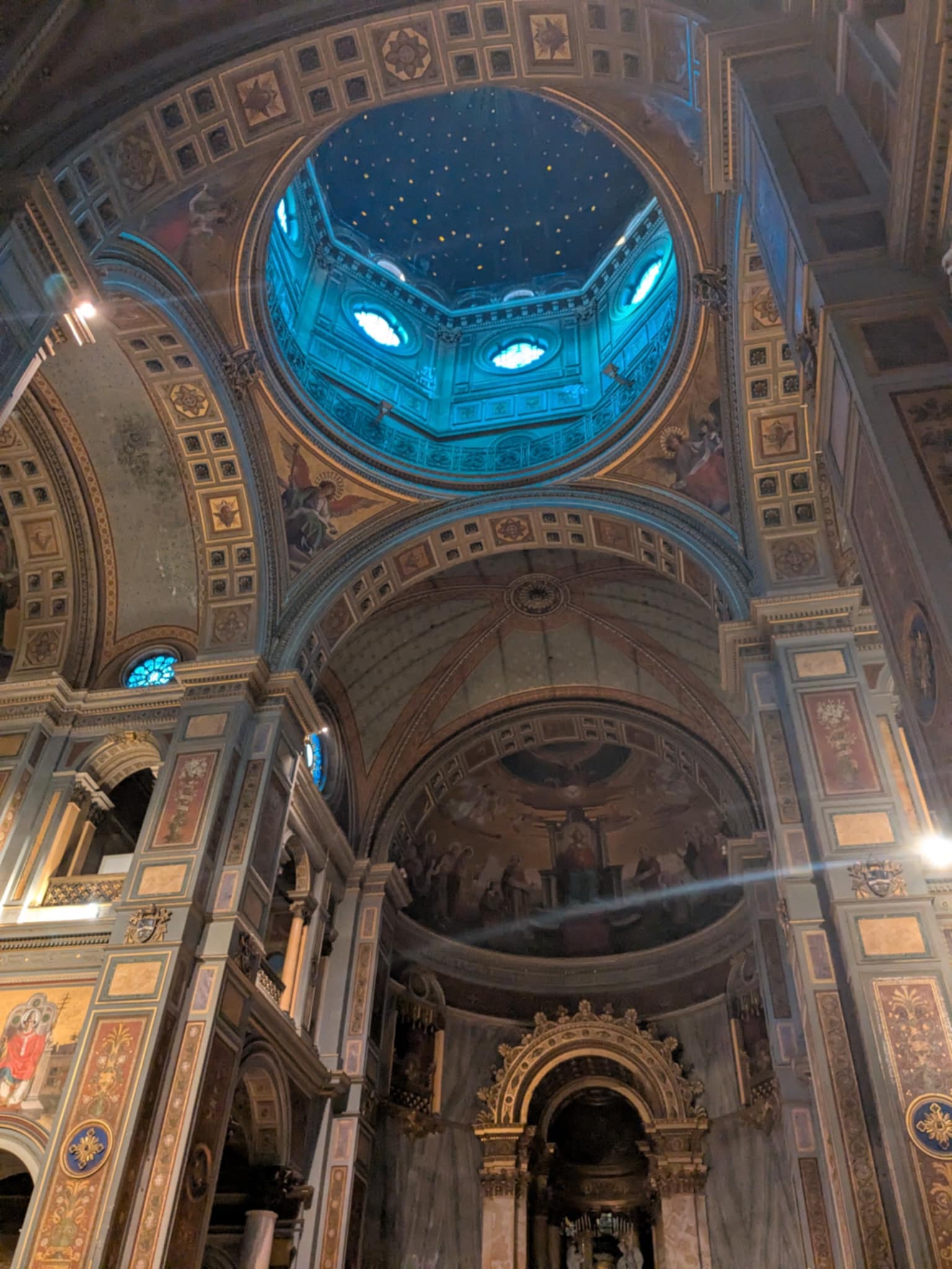 Nef de l'église San Gioacchino in Prati