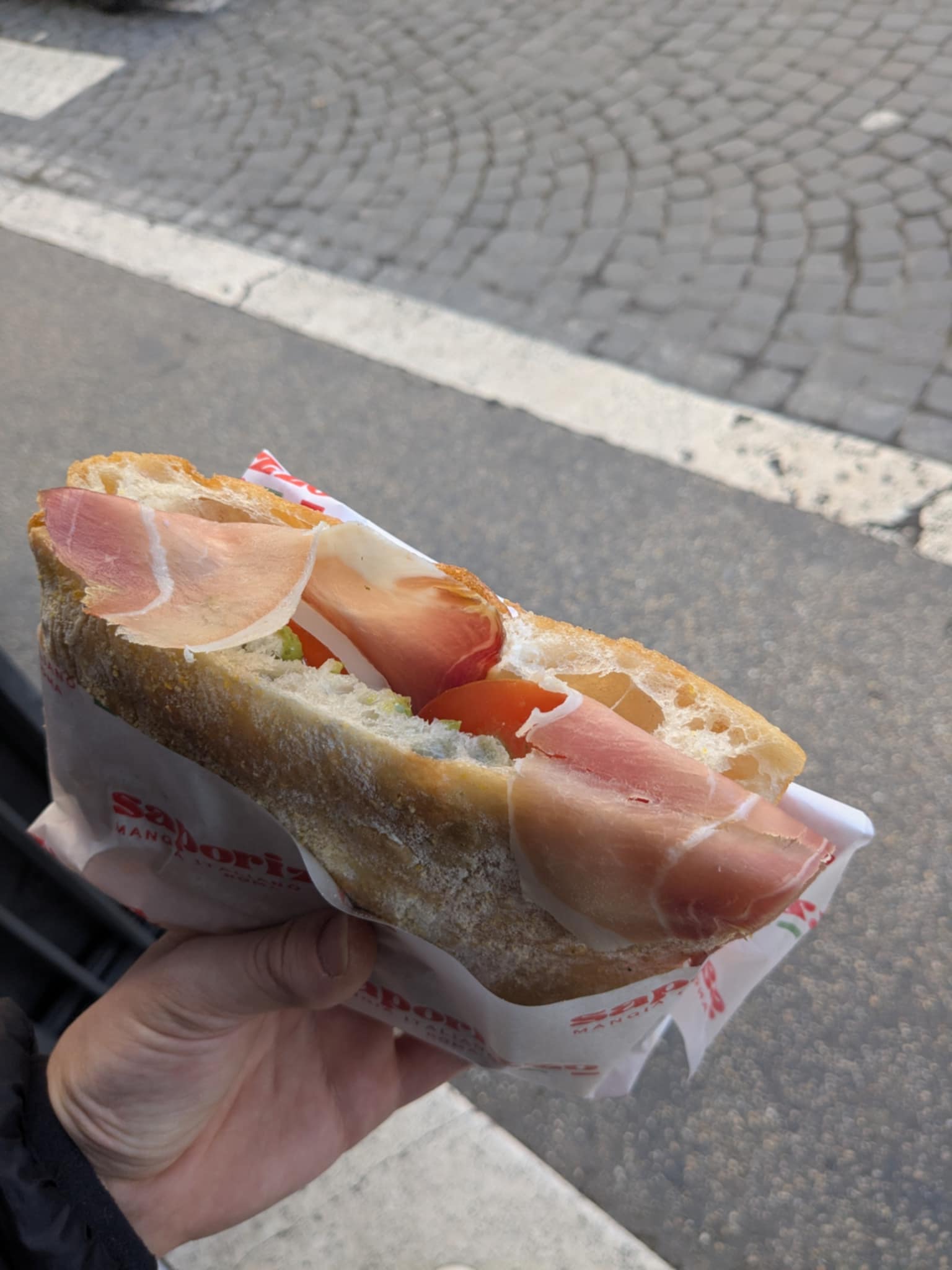 Un sandwich au Saporizzo