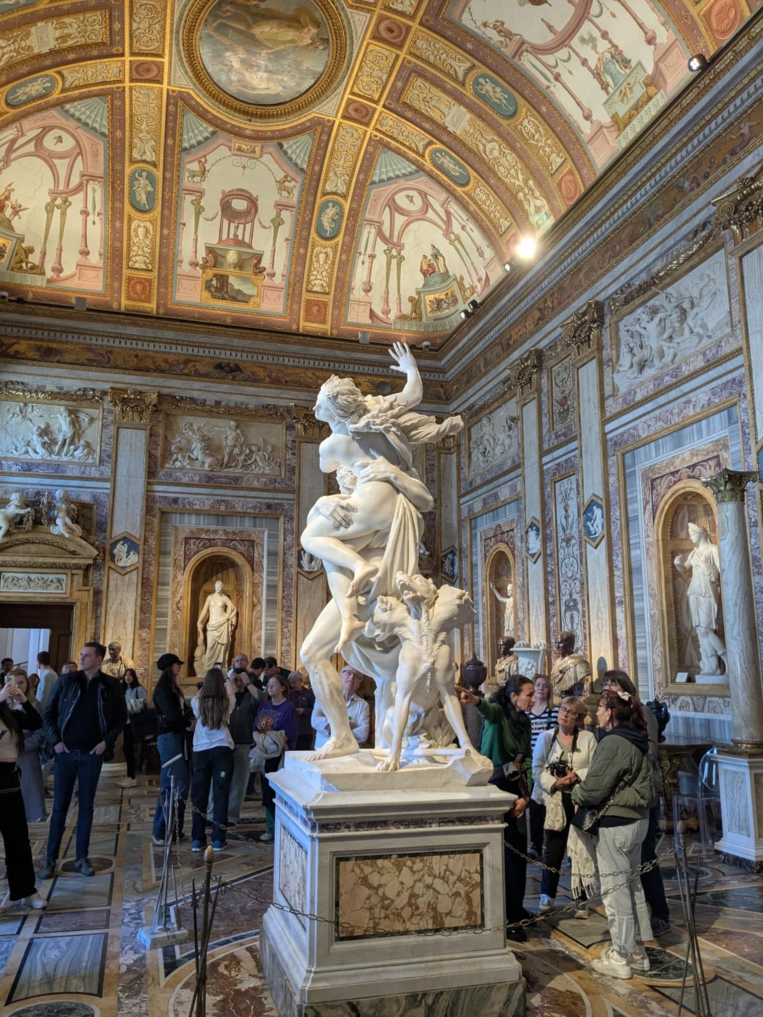 Belle statue de la galerie Borghèse