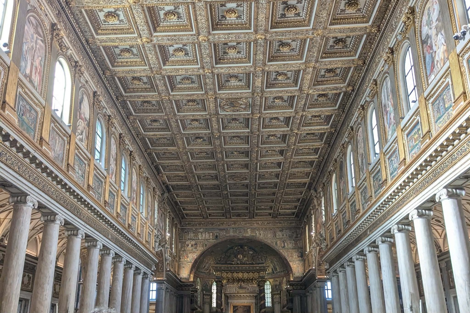 Plafond de la nef centrale de la basilique Sainte-Marie-Majeure