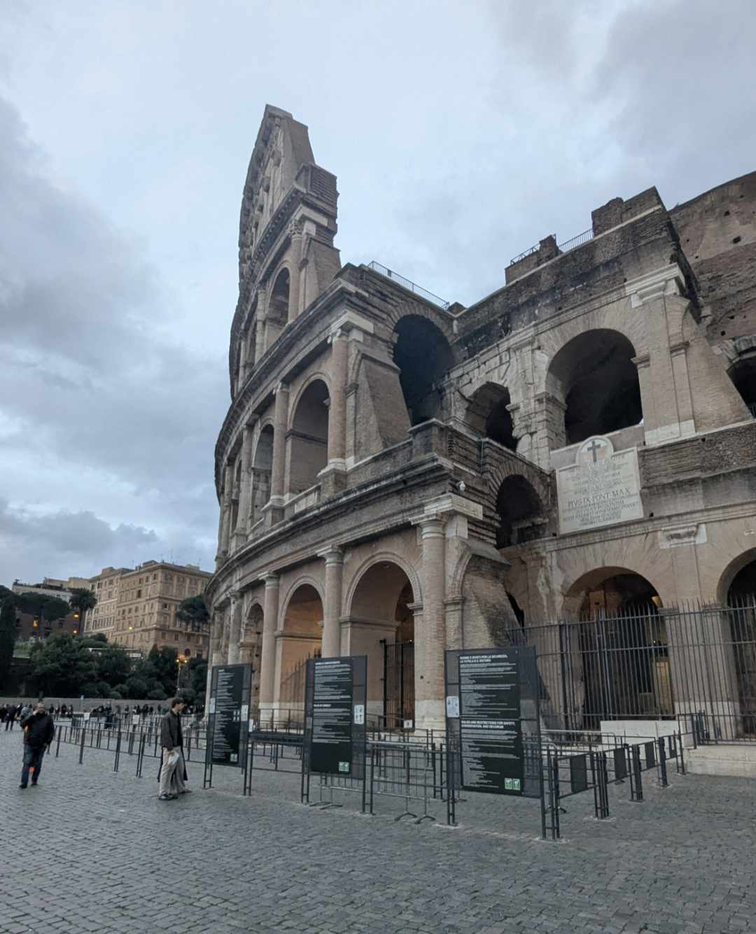 Entrée Sperone Valadier du Colisée à Rome